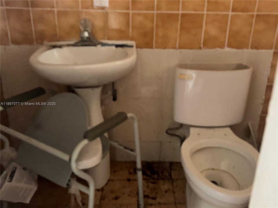 Bathroom rear structure