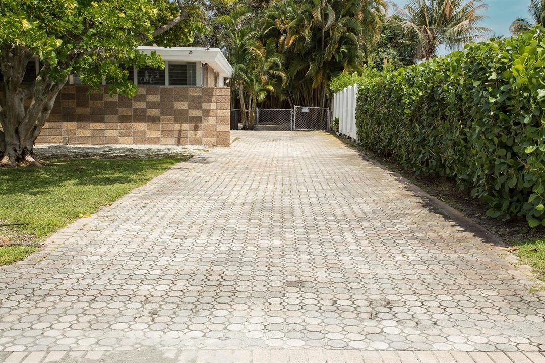 Drive Way 2
