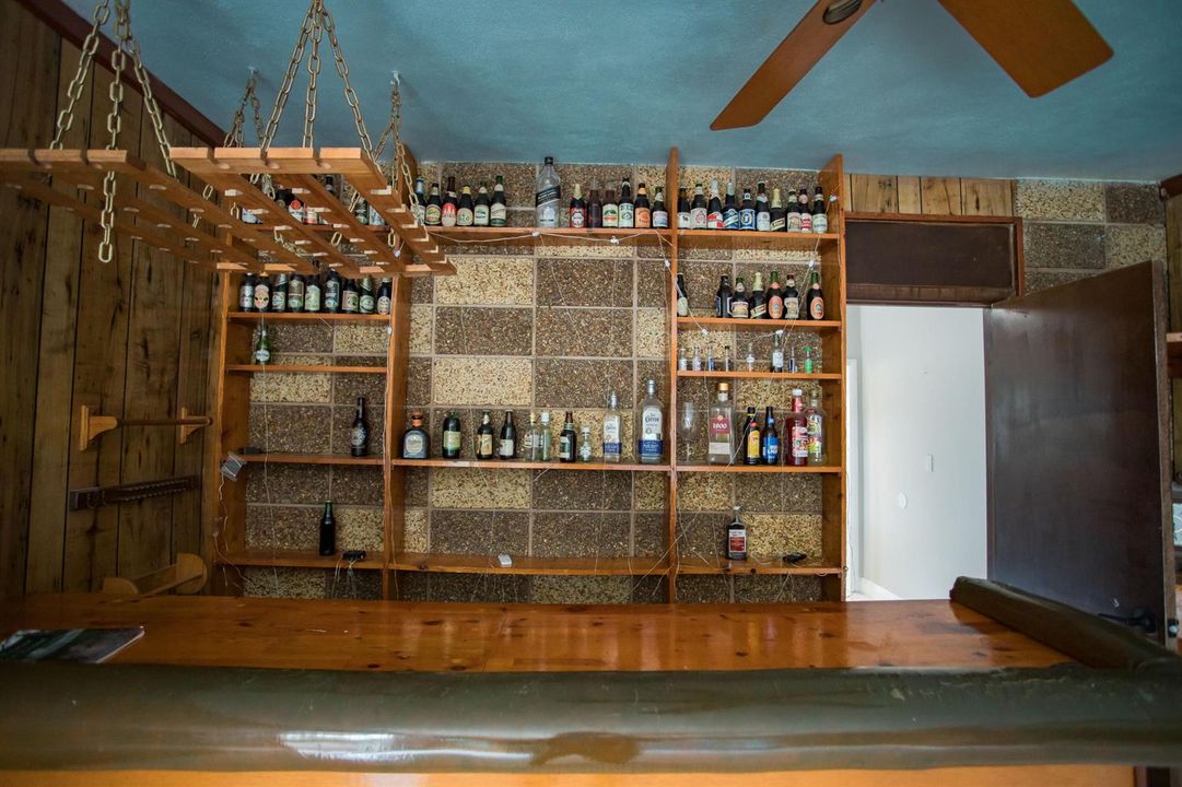 Bar 2
