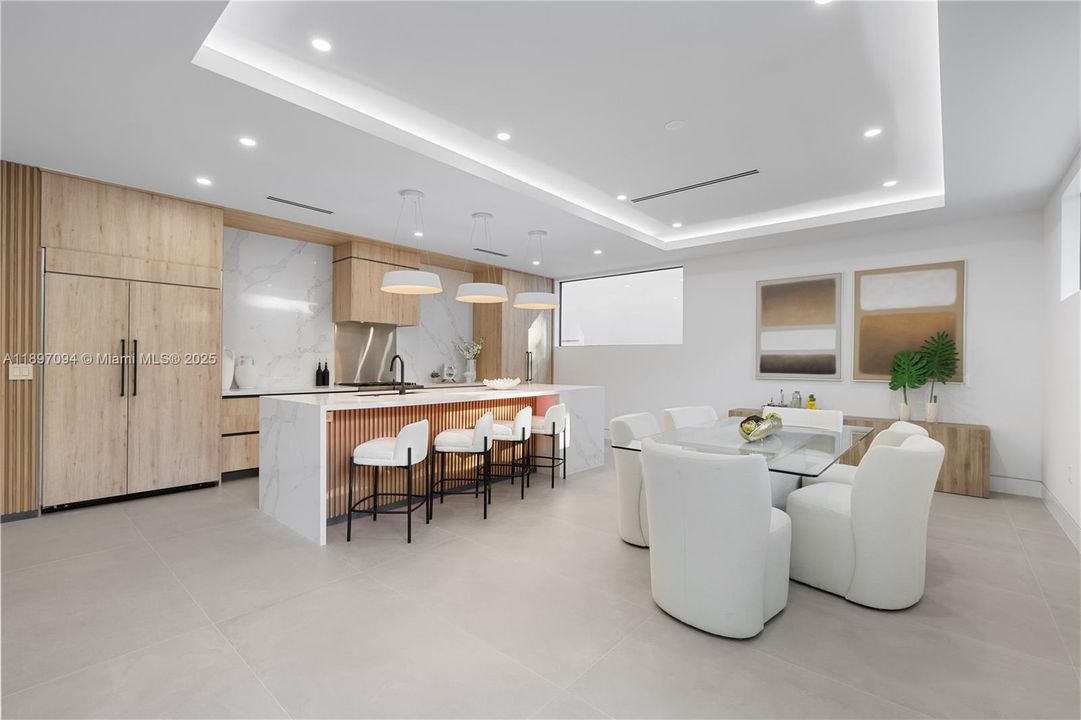 最近租的: $15,000 (4 贝兹, 4 浴室, 3701 平方英尺)