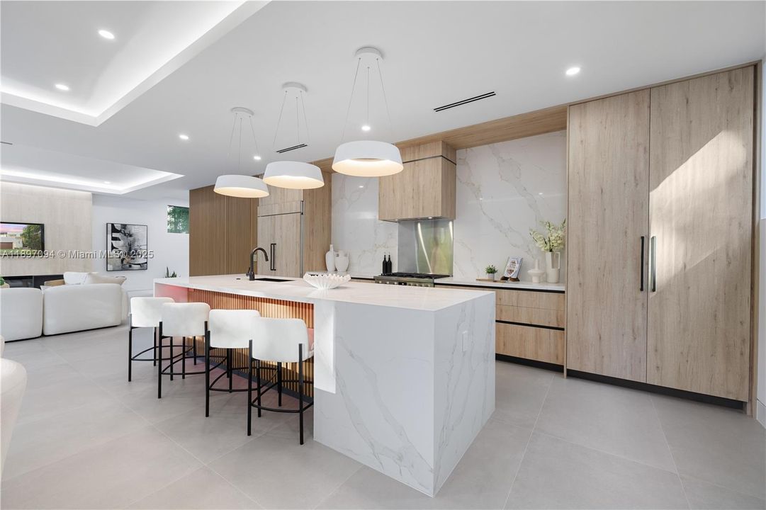 最近租的: $15,000 (4 贝兹, 4 浴室, 3701 平方英尺)