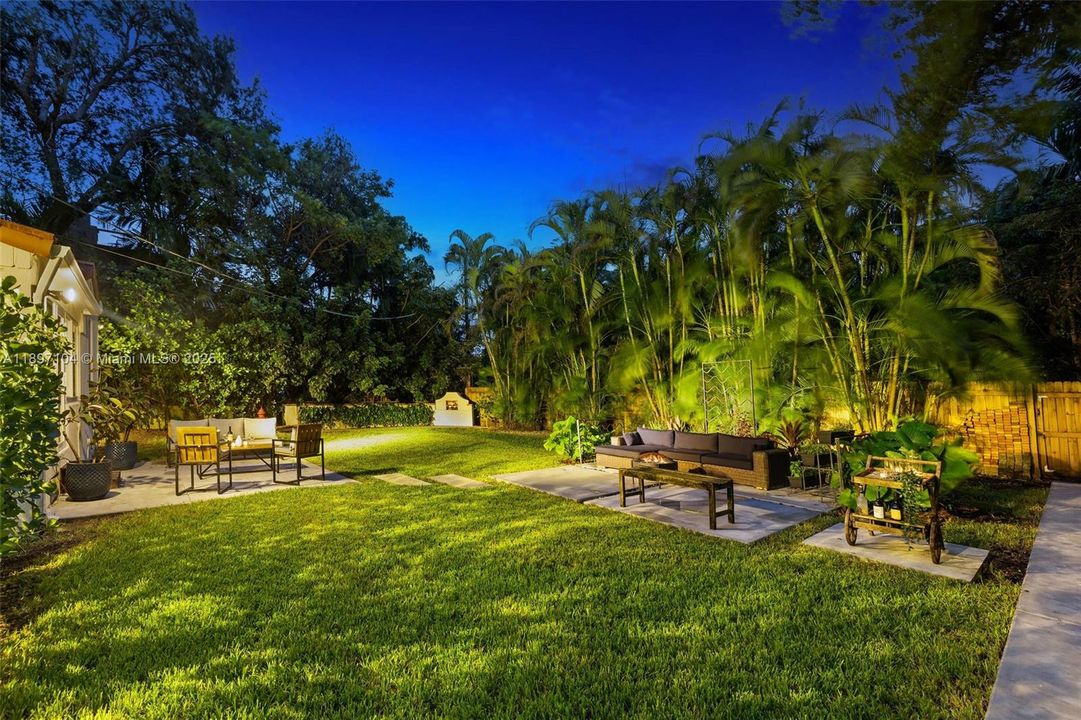 Recently Sold: $1,100,000 (3 beds, 2 baths, 1439 Square Feet)