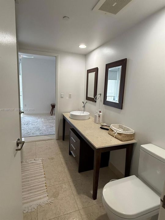 For Rent: $5,500 (2 beds, 2 baths, 1313 Square Feet)