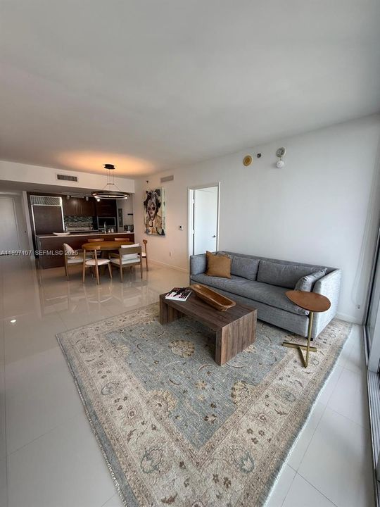 For Rent: $5,500 (2 beds, 2 baths, 1313 Square Feet)