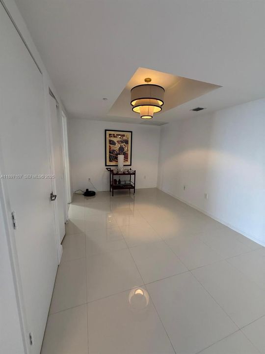 For Rent: $5,500 (2 beds, 2 baths, 1313 Square Feet)