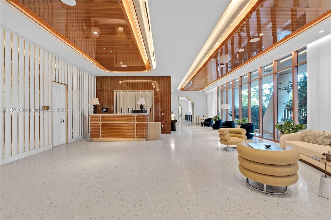 En Venta: $2,499,999 (2 camas, 2 baños, 1045 Pies cuadrados)