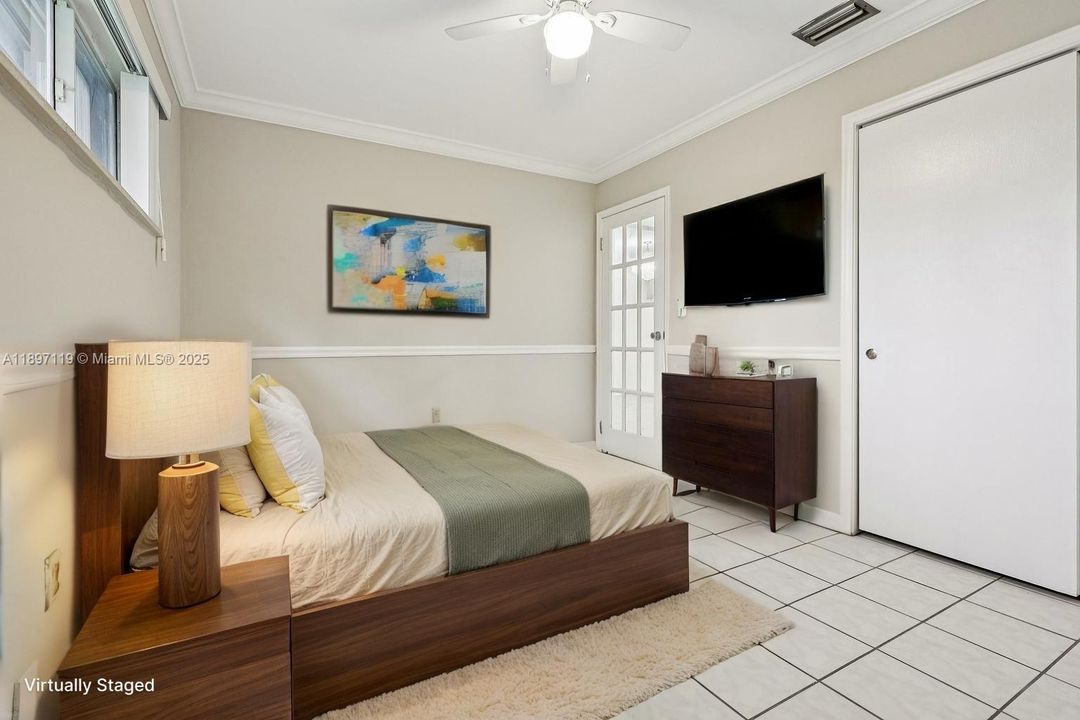 Active With Contract: $550,000 (3 beds, 2 baths, 1528 Square Feet)