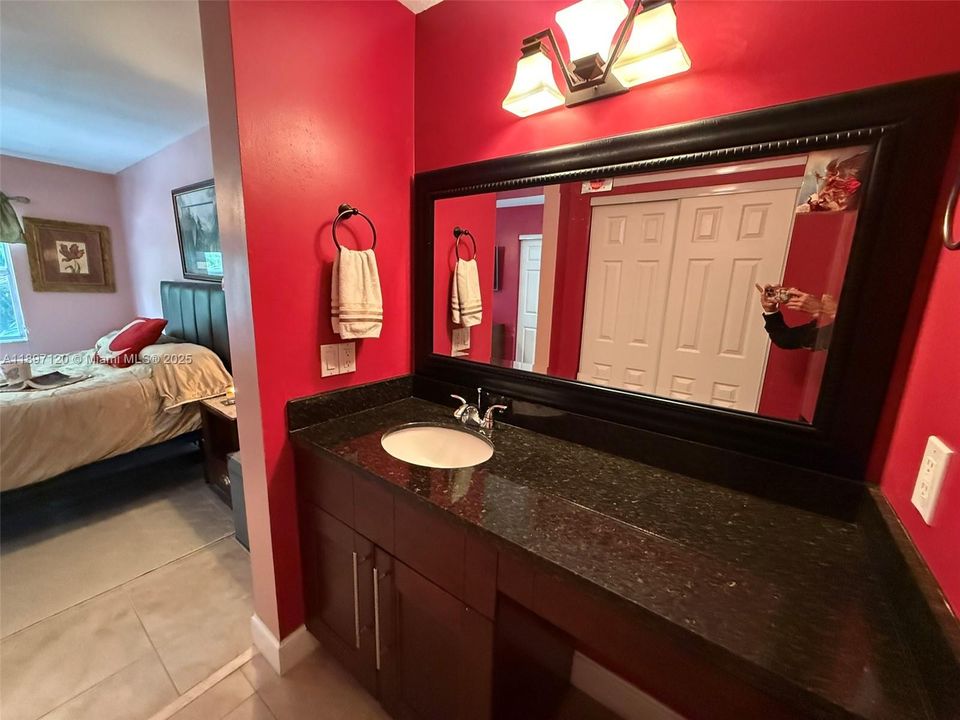 Active With Contract: $489,000 (3 beds, 2 baths, 1281 Square Feet)