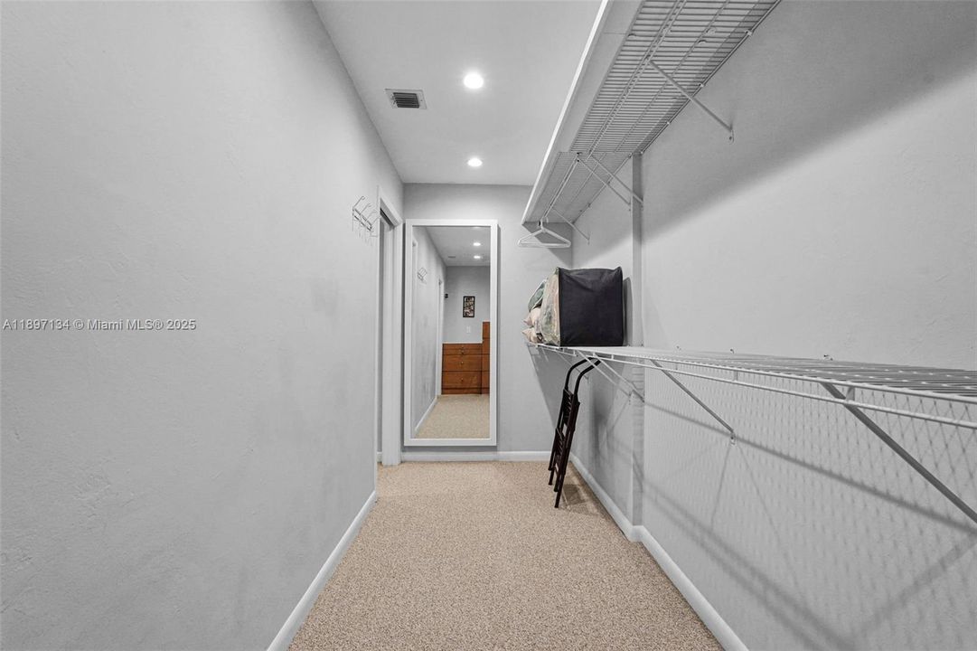 For Rent: $7,500 (4 beds, 3 baths, 2206 Square Feet)