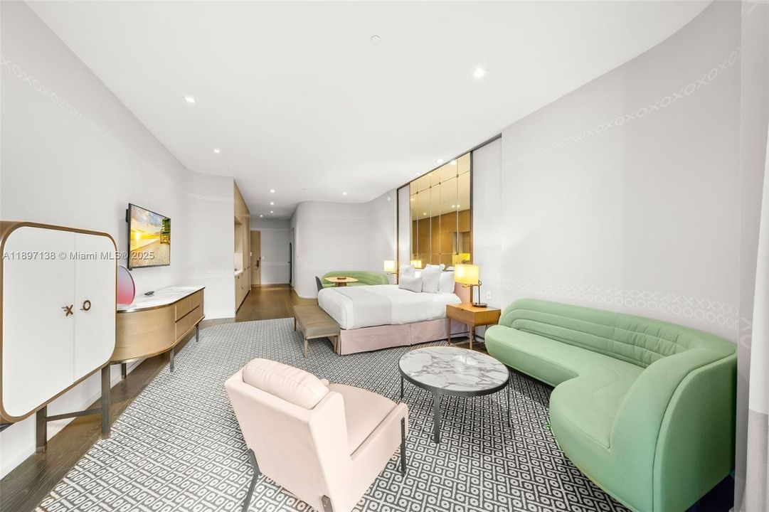 For Sale: $589,000 (0 beds, 1 baths, 631 Square Feet)