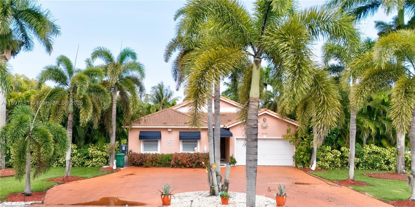 待售: $950,000 (4 贝兹, 2 浴室, 1834 平方英尺)