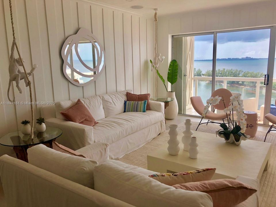 Recently Rented: $4,500 (2 beds, 2 baths, 1188 Square Feet)