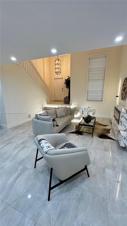 En Venta: $595,900 (3 camas, 2 baños, 1494 Pies cuadrados)