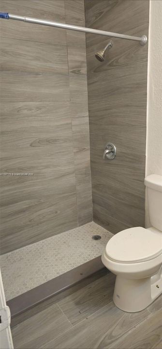 En Venta: $229,900 (3 camas, 2 baños, 1182 Pies cuadrados)