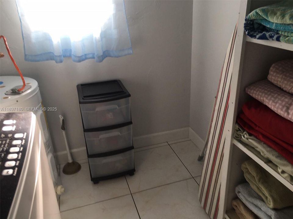 Walking Closet with a Window. Only corner unit comes with a Window.