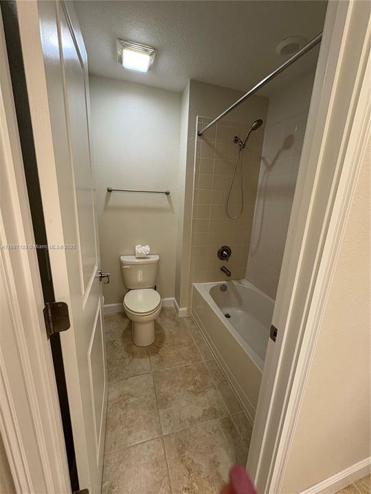 待售: $699,999 (5 贝兹, 3 浴室, 0 平方英尺)