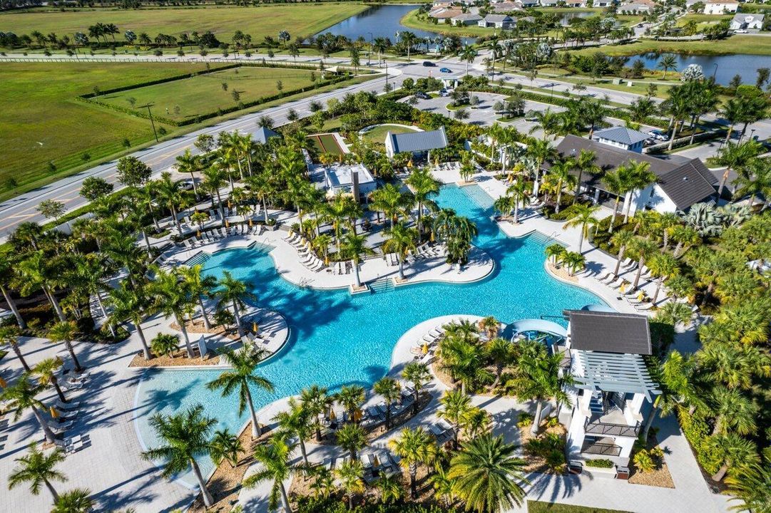 059-5699MacoonWy-Westlake-FL-33470-SMALL
