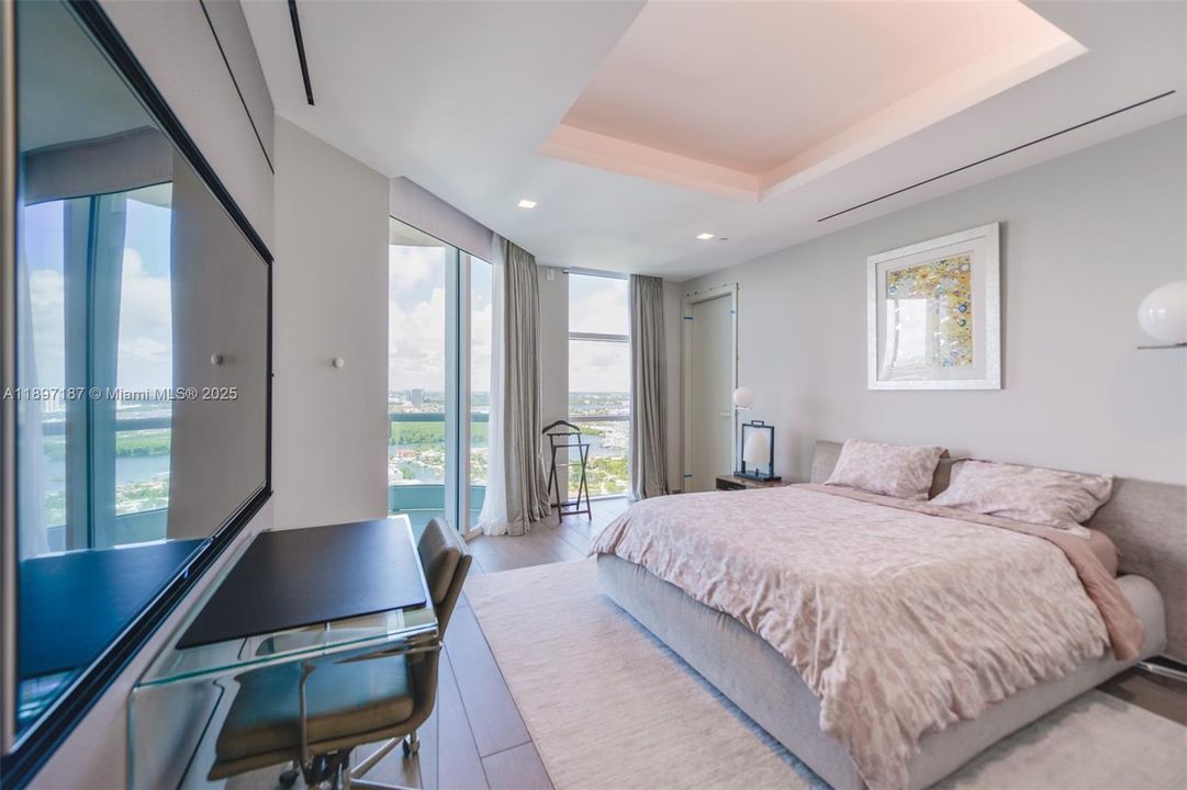 En Venta: $5,150,000 (4 camas, 6 baños, 3735 Pies cuadrados)