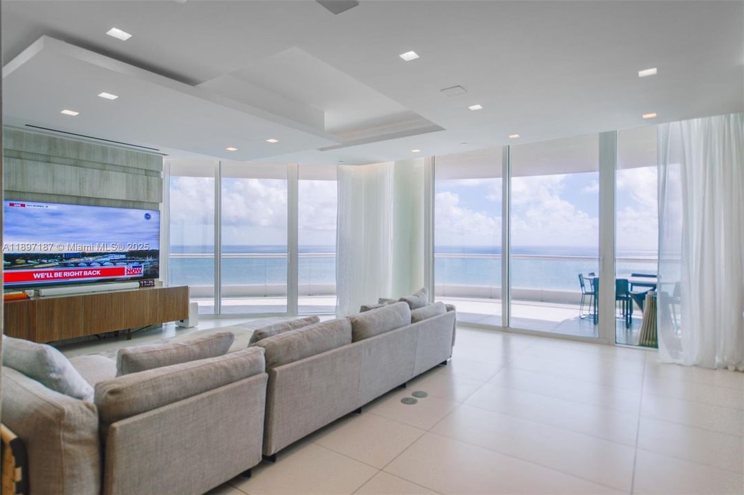 En Venta: $5,150,000 (4 camas, 6 baños, 3735 Pies cuadrados)