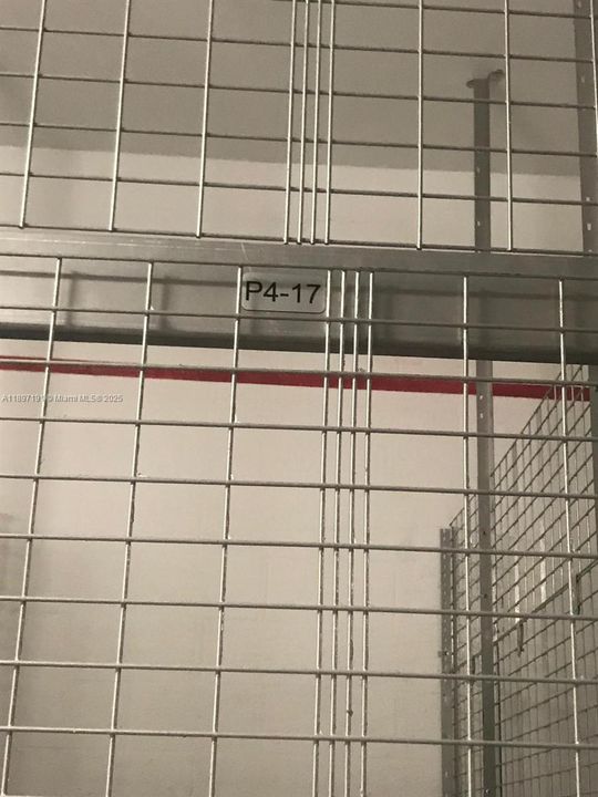 待售: $374,000 (1 贝兹, 1 浴室, 698 平方英尺)