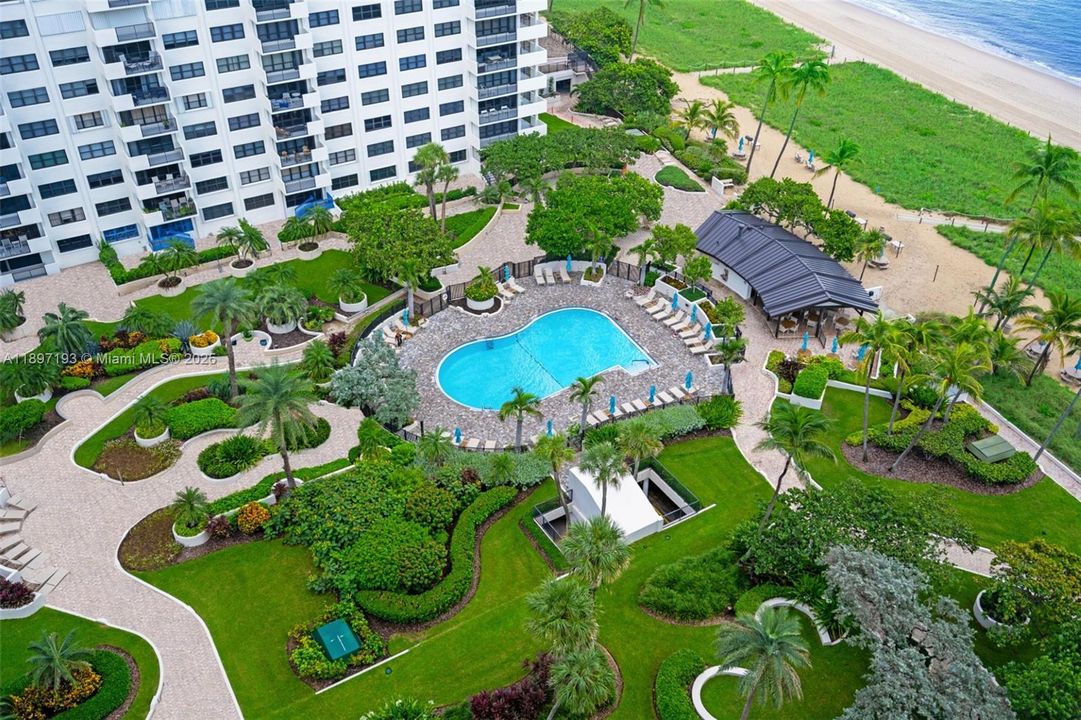 出租: $7,000 (3 贝兹, 2 浴室, 1615 平方英尺)