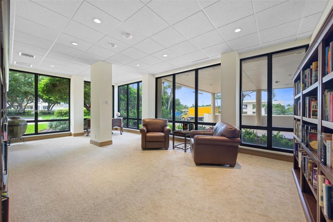 出租: $7,000 (3 贝兹, 2 浴室, 1615 平方英尺)