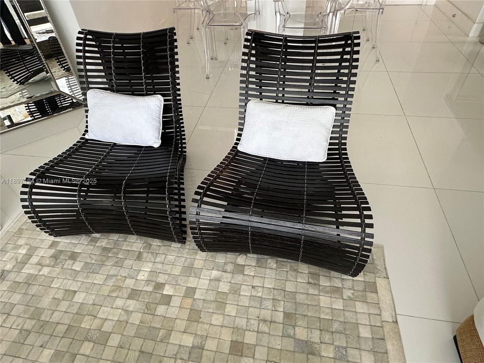 Под контрактом: $4,500 (2 спален, 2 ванн, 1181 Квадратных фут)