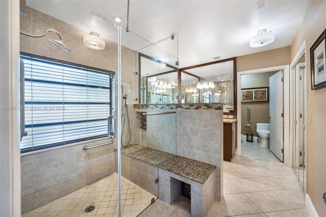 For Sale: $2,897,500 (3 beds, 2 baths, 2828 Square Feet)