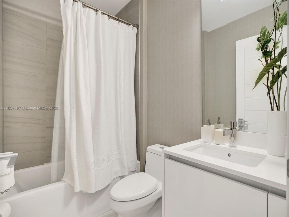 待售: $3,900,000 (3 贝兹, 3 浴室, 2635 平方英尺)