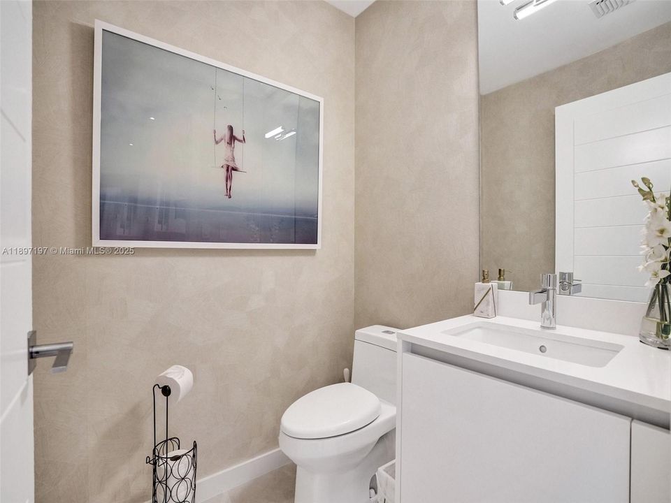 待售: $3,900,000 (3 贝兹, 3 浴室, 2635 平方英尺)