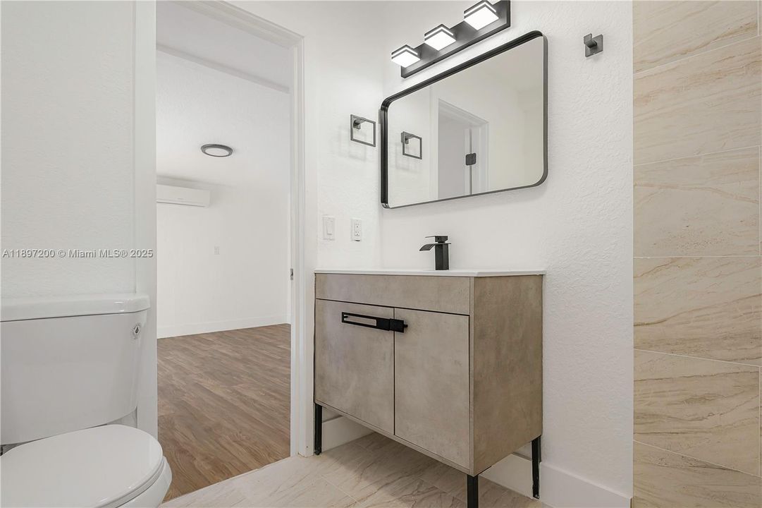 Active With Contract: $565,000 (4 beds, 2 baths, 1444 Square Feet)