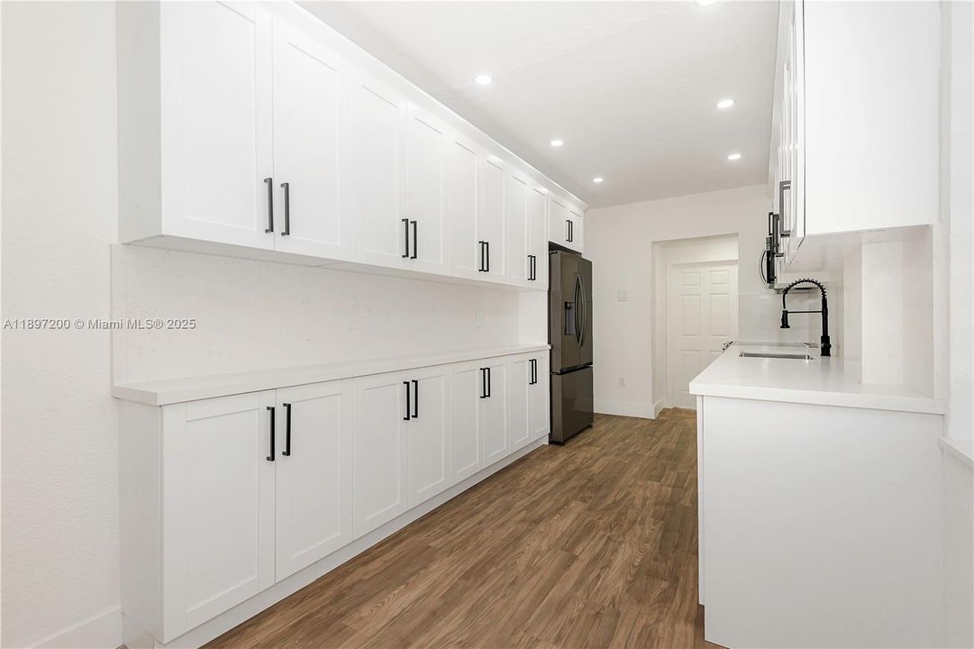 Active With Contract: $565,000 (4 beds, 2 baths, 1444 Square Feet)