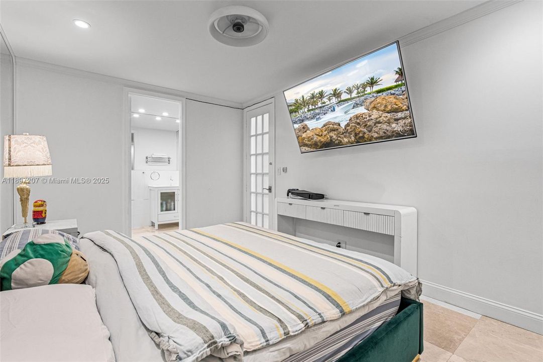 En Renta: $8,000 (2 camas, 2 baños, 2651 Pies cuadrados)