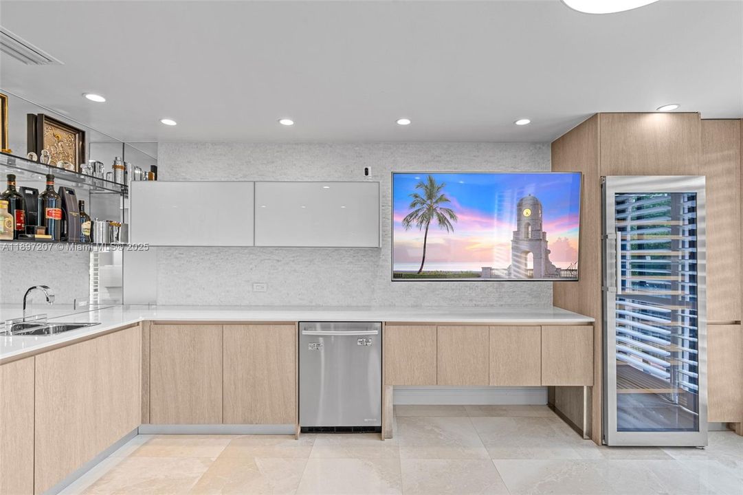 En Renta: $8,000 (2 camas, 2 baños, 2651 Pies cuadrados)