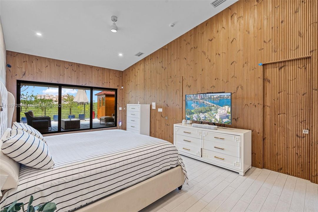 En Renta: $8,000 (2 camas, 2 baños, 2651 Pies cuadrados)