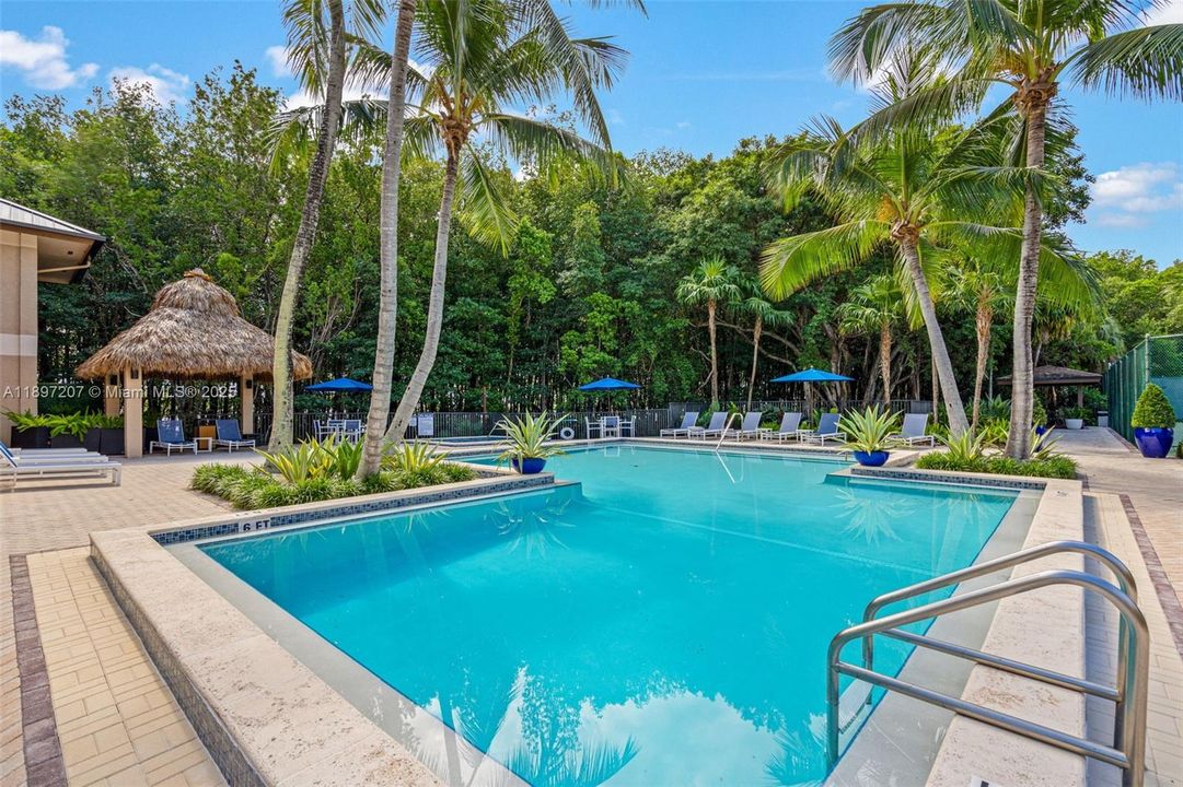 En Renta: $8,000 (2 camas, 2 baños, 2651 Pies cuadrados)