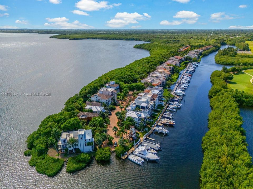 En Renta: $8,000 (2 camas, 2 baños, 2651 Pies cuadrados)