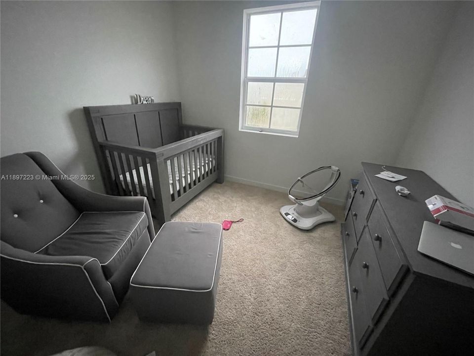 Active With Contract: $200,000 (3 beds, 2 baths, 1512 Square Feet)