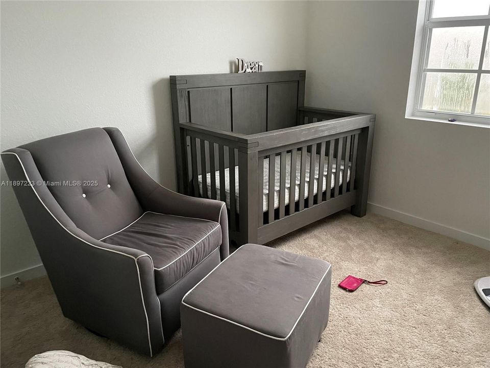 Active With Contract: $200,000 (3 beds, 2 baths, 1512 Square Feet)