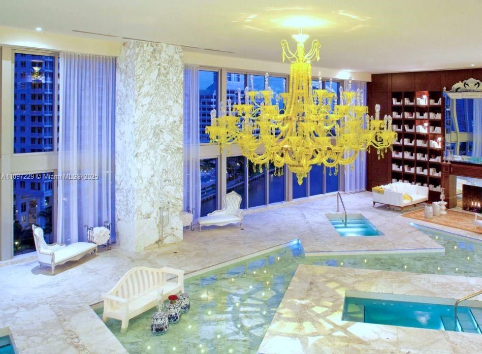 SPECTACULAR SPA & GYM WITH CLASSES, MASSAGES, & HIGH-TECH EQUIPMENT