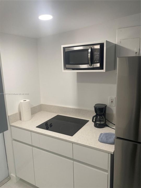 最近租的: $2,050 (1 贝兹, 1 浴室, 500 平方英尺)