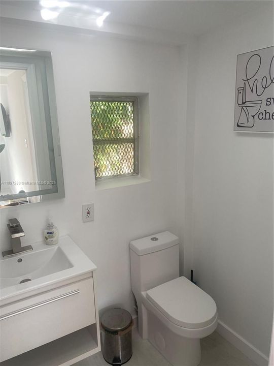 最近租的: $2,050 (1 贝兹, 1 浴室, 500 平方英尺)