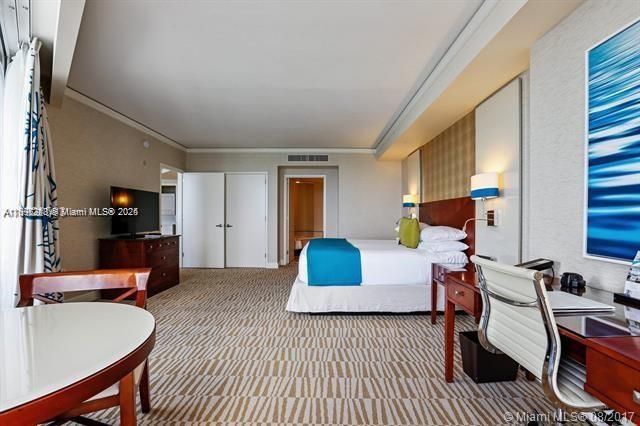 For Sale: $1,650,000 (2 beds, 2 baths, 1477 Square Feet)