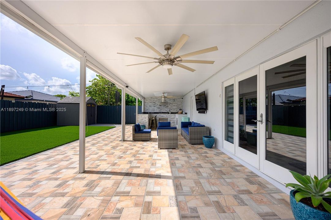 Recently Rented: $3,800 (3 beds, 2 baths, 1486 Square Feet)