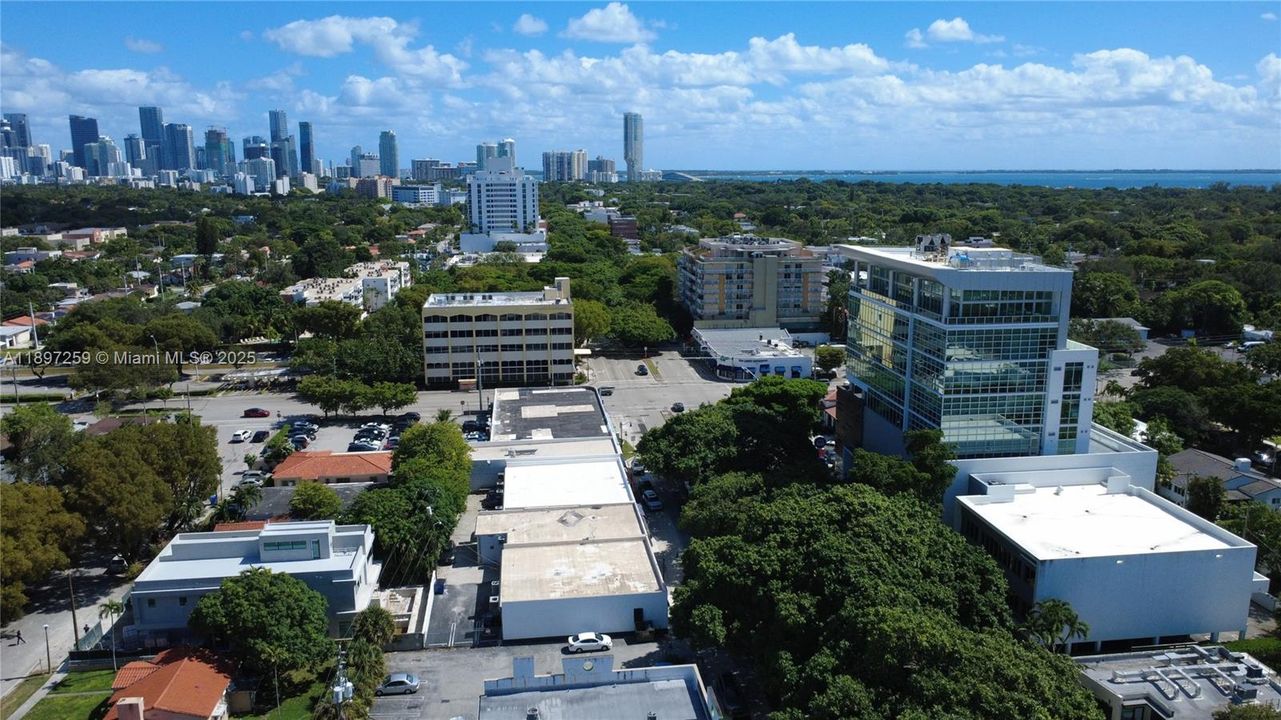 На продажу: $4,500,000 (0 спален, 0 ванн, 0 Квадратных фут)