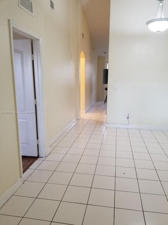 待售: $219,000 (3 贝兹, 2 浴室, 1182 平方英尺)