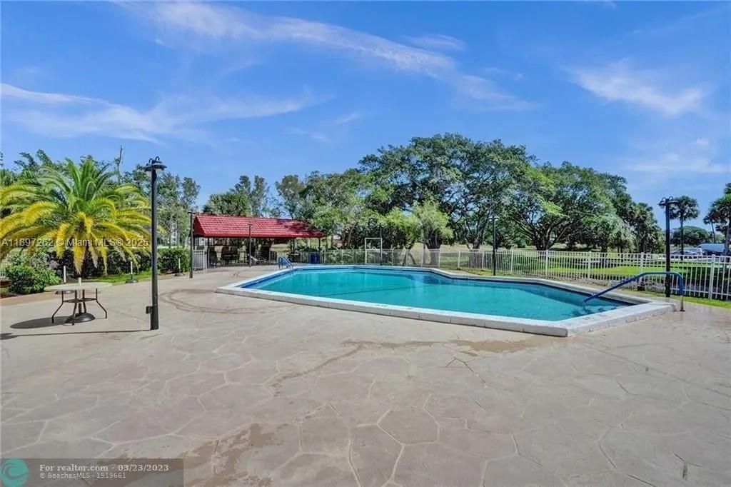 Active With Contract: $75,000 (3 beds, 2 baths, 1458 Square Feet)