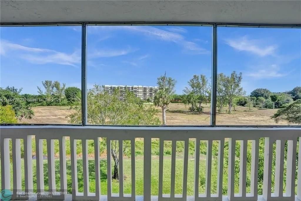 Active With Contract: $75,000 (3 beds, 2 baths, 1458 Square Feet)