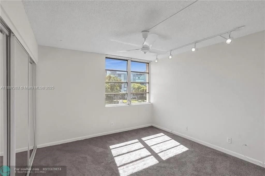 Active With Contract: $75,000 (3 beds, 2 baths, 1458 Square Feet)