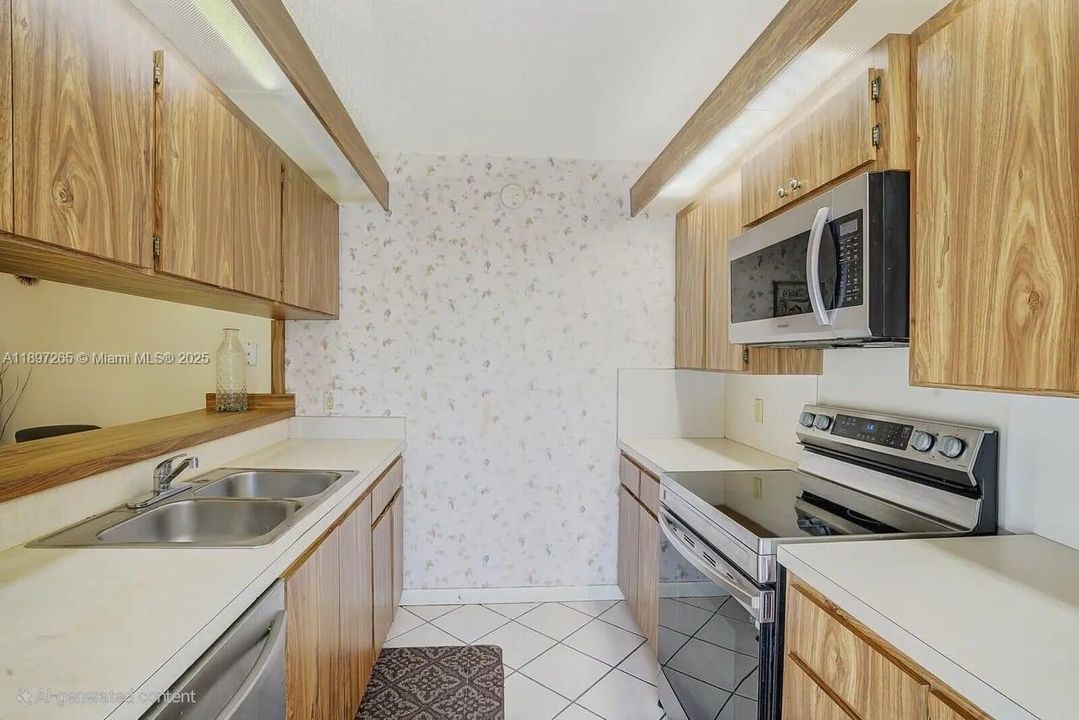 В аренду: $2,200 (2 спален, 2 ванн, 1236 Квадратных фут)